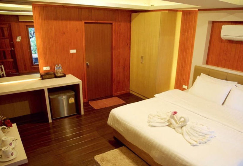 Hotel Poohbar Resort & Lotusdive 15