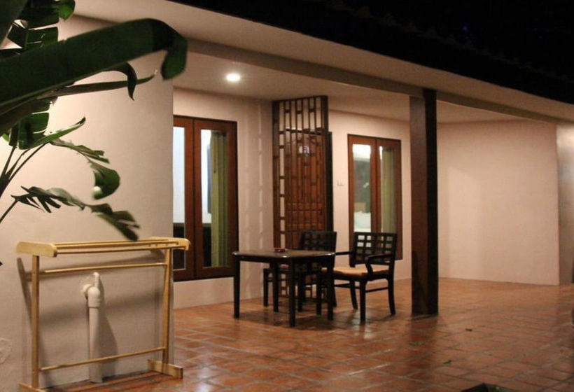 Hotel Poohbar Resort & Lotusdive 16