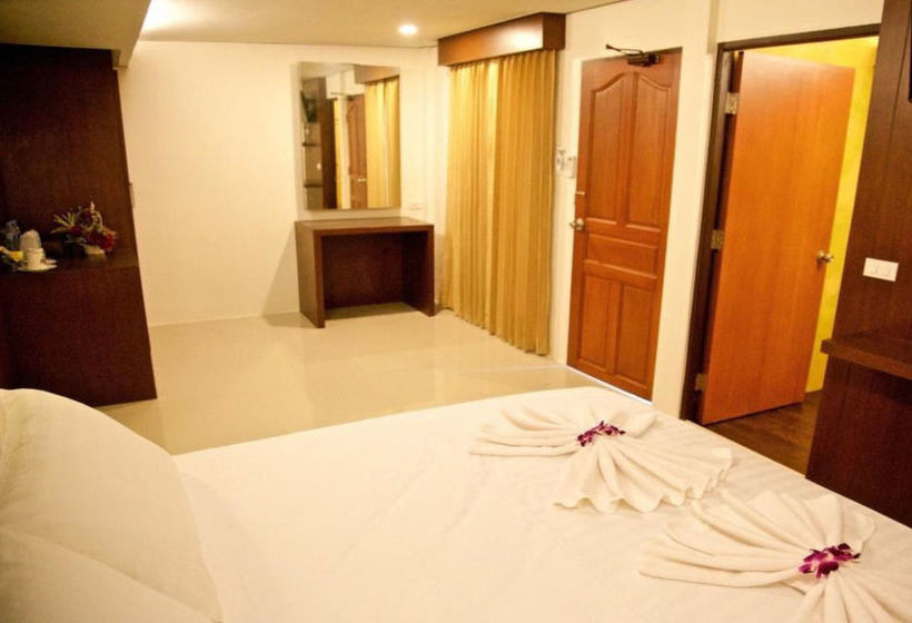 Hotel Poohbar Resort & Lotusdive 17