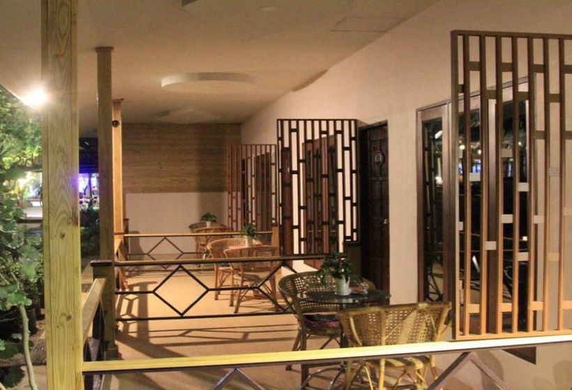 Hotel Poohbar Resort & Lotusdive 5