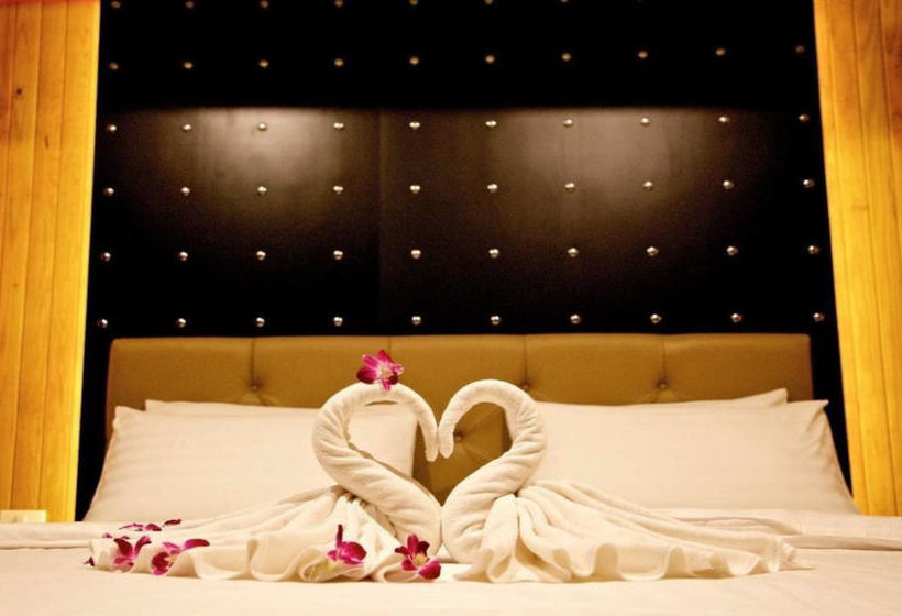 Hotel Poohbar Resort & Lotusdive 6