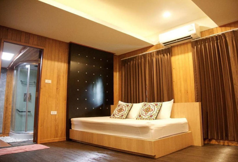 Hotel Poohbar Resort & Lotusdive 8