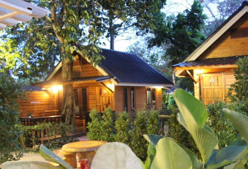 Hotel Poohbar Resort & Lotusdive 9