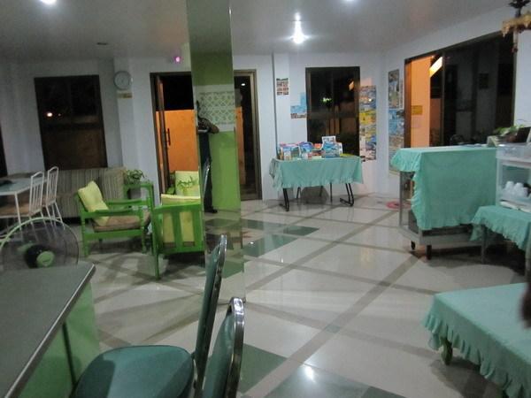 Hostel Na Na Chart Phuket 13