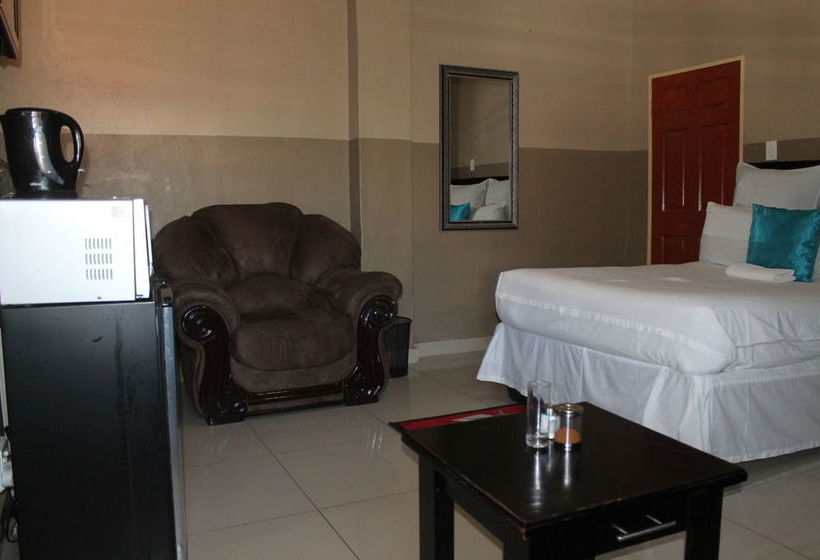 Pensión Miraton Guest Lodge 4