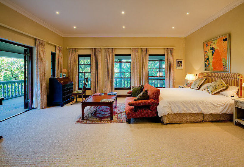 Pensão Ibis House 10