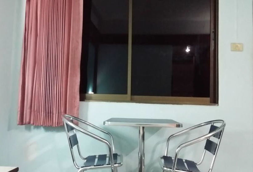 Hotel The 1 Place Hat Yai 10