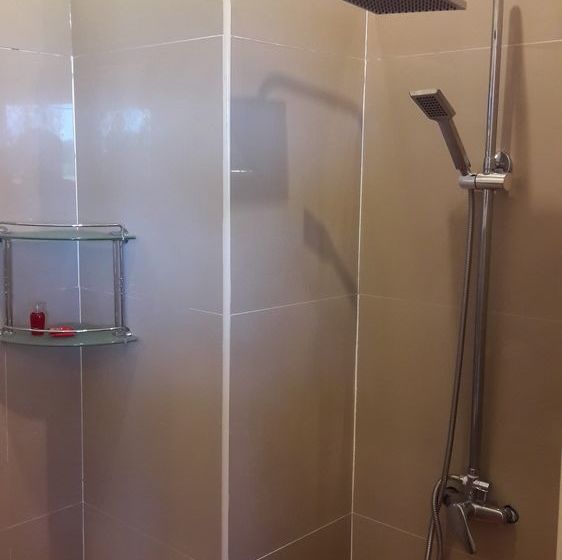 Hotel The Sales' Hub Lubdee 12