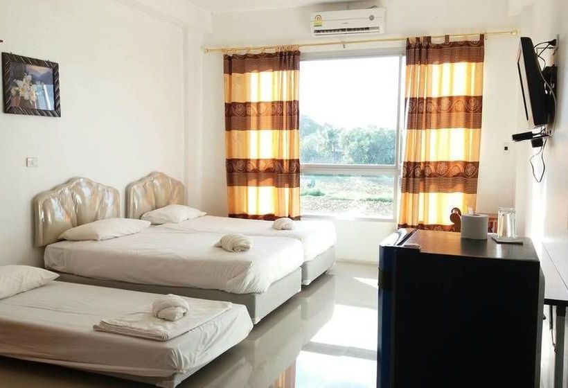 Hotel The Sales' Hub Lubdee 7