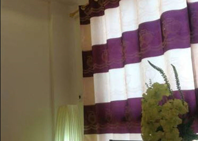 Hotel The Sales' Hub Lubdee 9