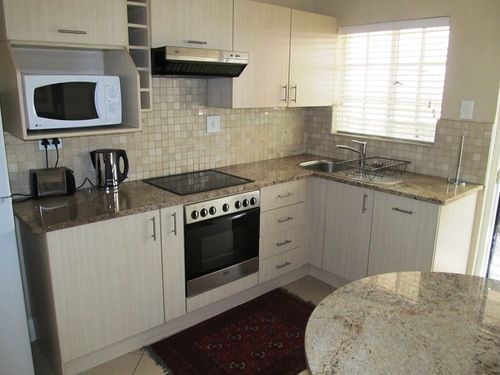 Pension Acacia Guest House 13