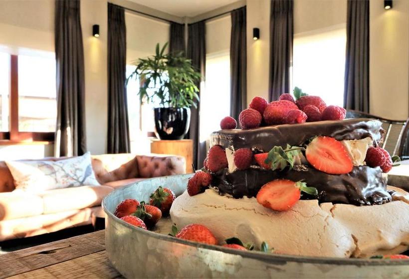 Pension The Nobleman Boutique 11