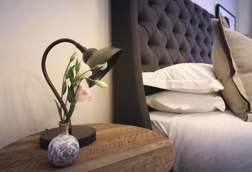 Pension The Nobleman Boutique 9