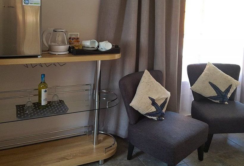 Pension Pompano Guesthouse 10