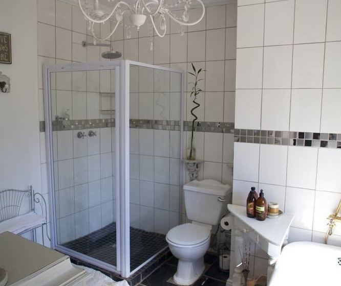 Waterhouse Guest Lodge In Waterkloof 15