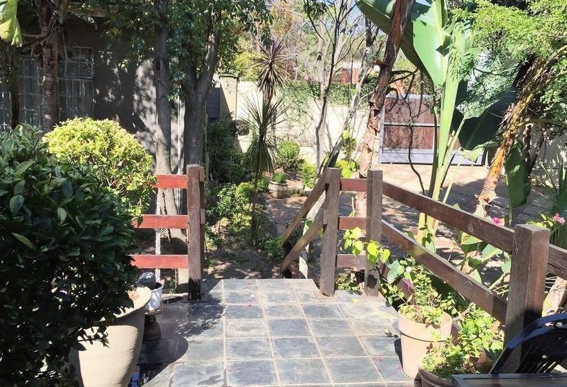 Waterhouse Guest Lodge In Waterkloof 16