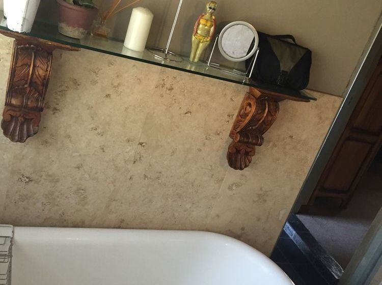 Waterhouse Guest Lodge In Waterkloof 7