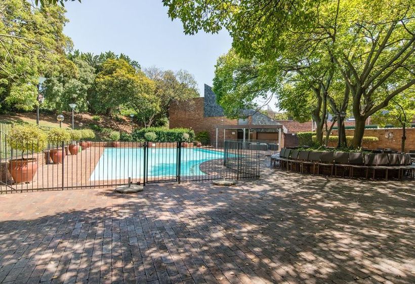 Hotel Fnb Conference Centre 13