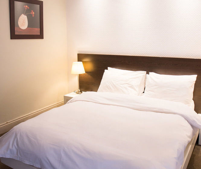 Hotel Fnb Conference Centre 7