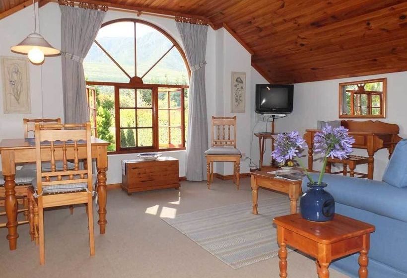 Pension The Garden Villa Guesthouse 11