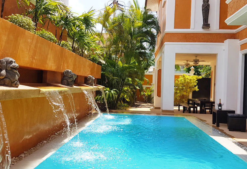 Hide Land Pattaya Luxurious Tropical Villa 14