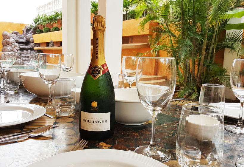 Hide Land Pattaya Luxurious Tropical Villa 20