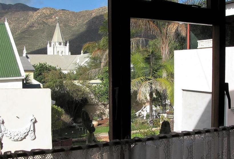 Bed and Breakfast Squirrels Corner 17