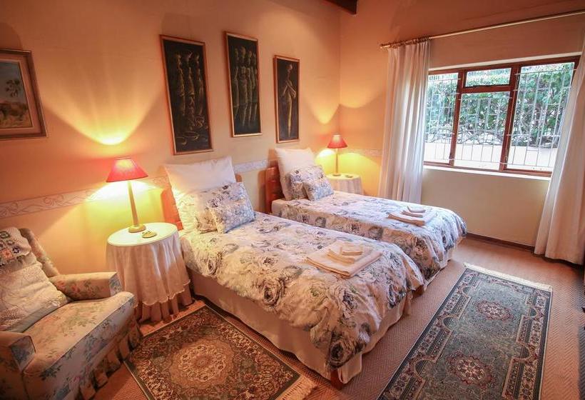 Bed and Breakfast Squirrels Corner 18