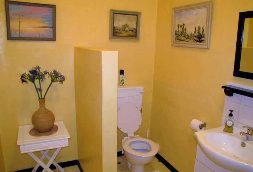 Bed and Breakfast Squirrels Corner 20