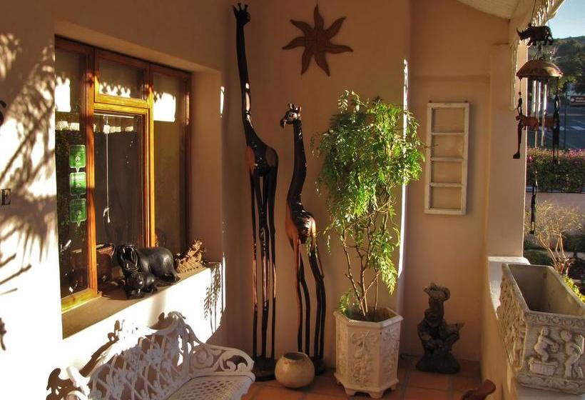 Bed and Breakfast Squirrels Corner 7