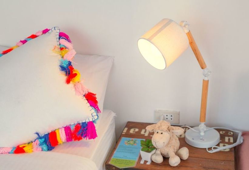 Pension Buffalo Thai Cafe And Bistro 10