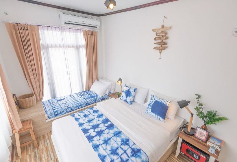 Pension Buffalo Thai Cafe And Bistro 11