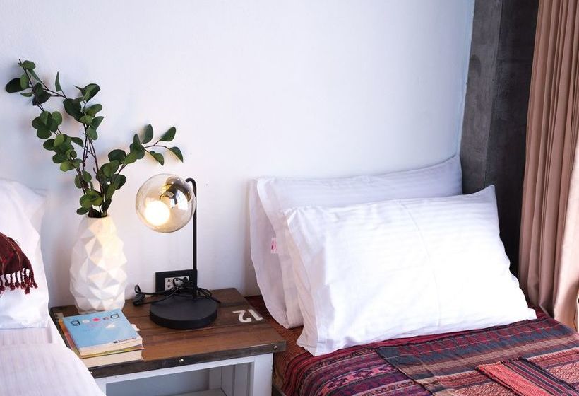 Pension Buffalo Thai Cafe And Bistro 18