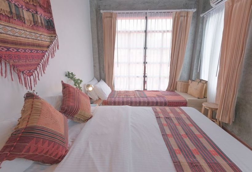 Pension Buffalo Thai Cafe And Bistro 9