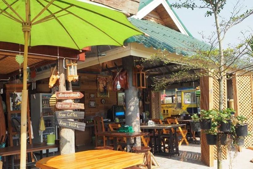 Hotel Heun Baan Rong Khun Resort 10