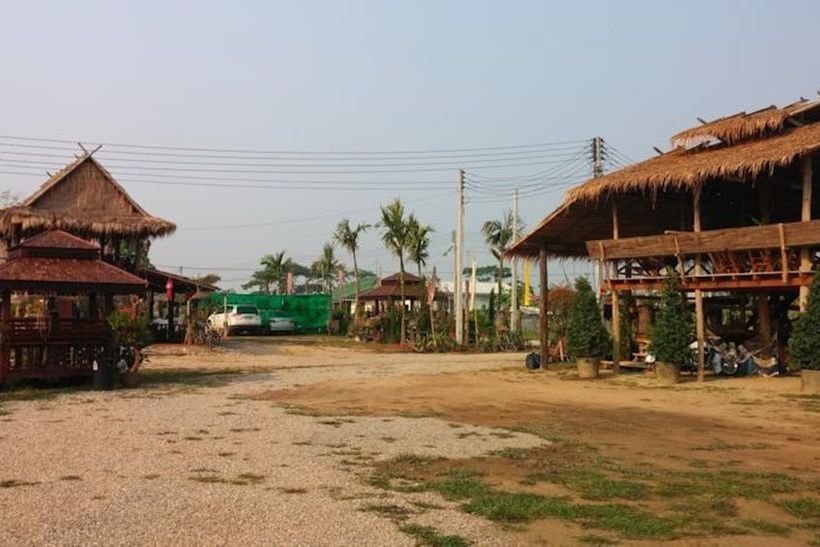 Hotel Heun Baan Rong Khun Resort 9
