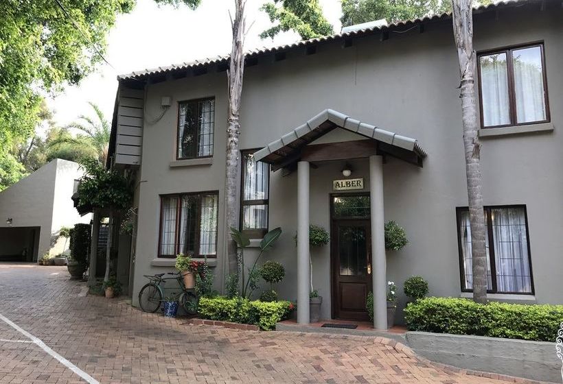 Waterhouse Guest Lodges 295 Indus Street 10