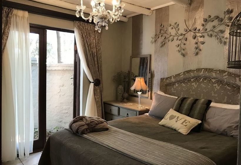 Waterhouse Guest Lodges 295 Indus Street 6