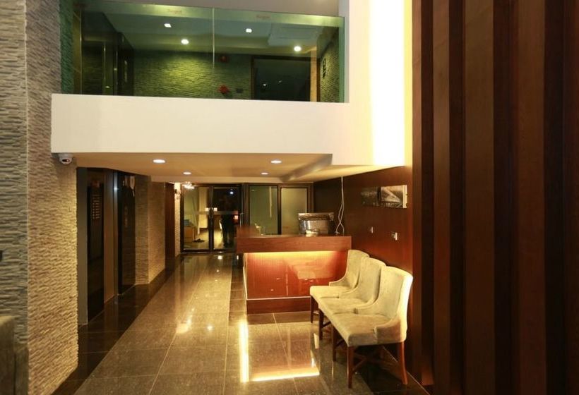 Hotel The Bangkok Airport Link Suite 18