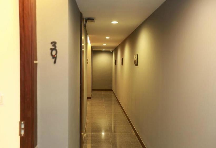 Hotel The Bangkok Airport Link Suite 2