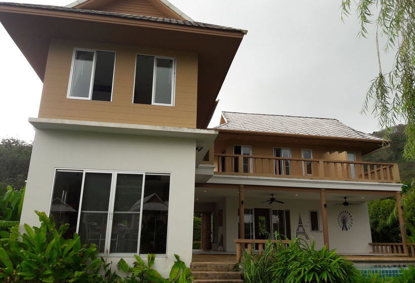 Sakoo Valley Naithon Beach 11