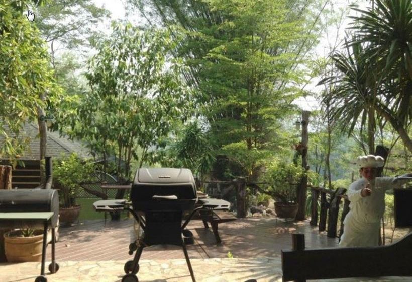 Hotel River Kwai Nature Resort 9