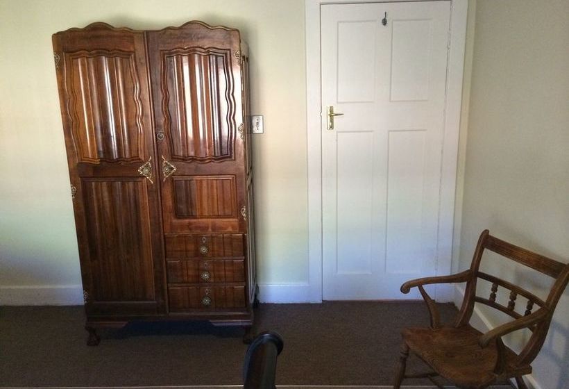 Pension The Solomon 1