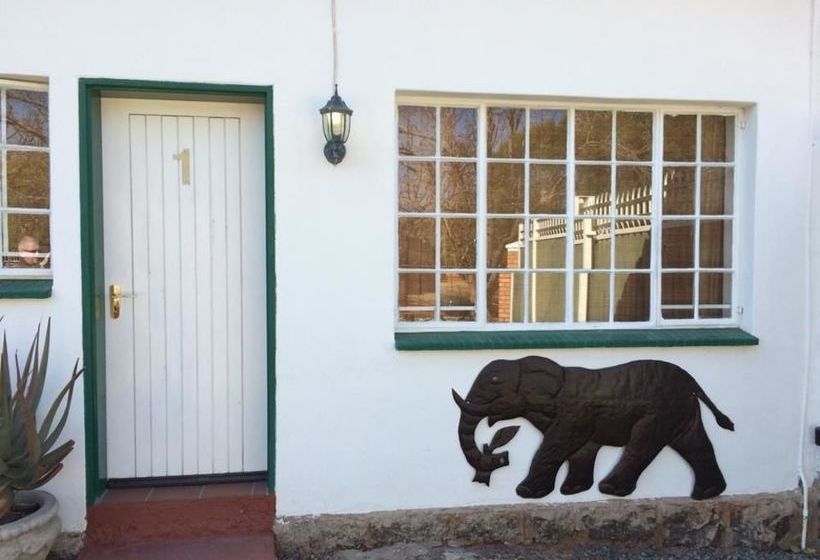 Pension The Solomon 12