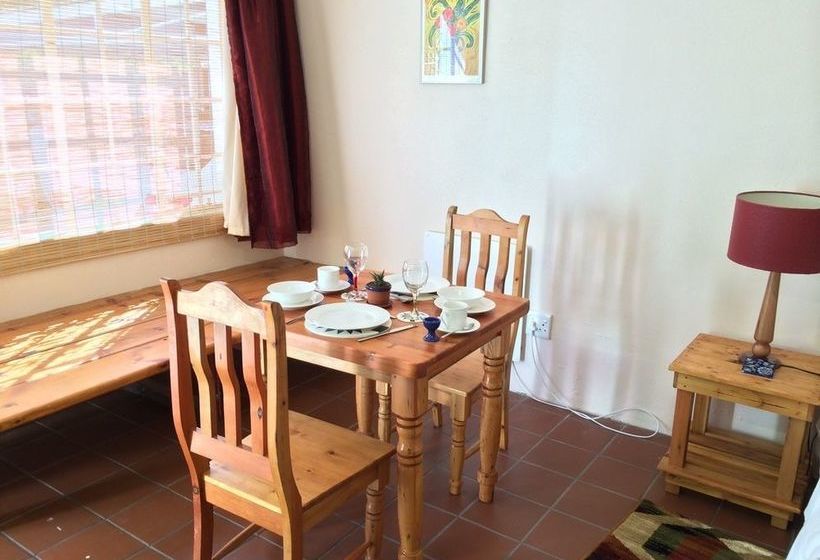 Pension The Solomon 7