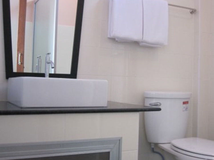 Hotel The Victory 11