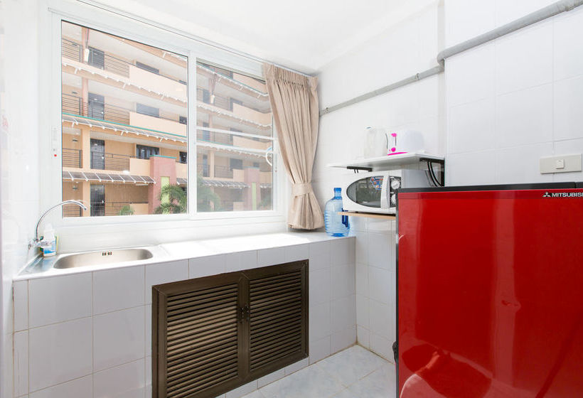 Patong Studio Apartments 5