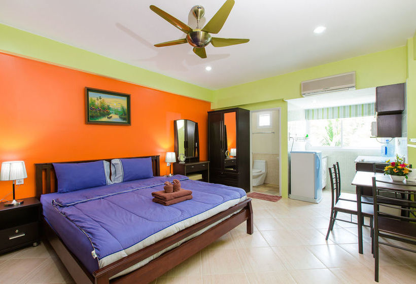 Patong Studio Apartments 8