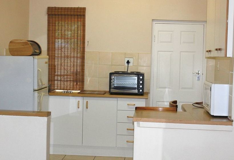 African Aquila Lodge 11