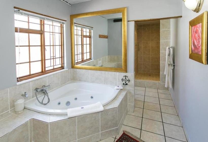 Hotel De Opstal Country Lodge 3